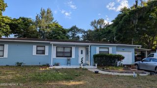 6014 ROBBINS Circle S, Jacksonville, FL 32211