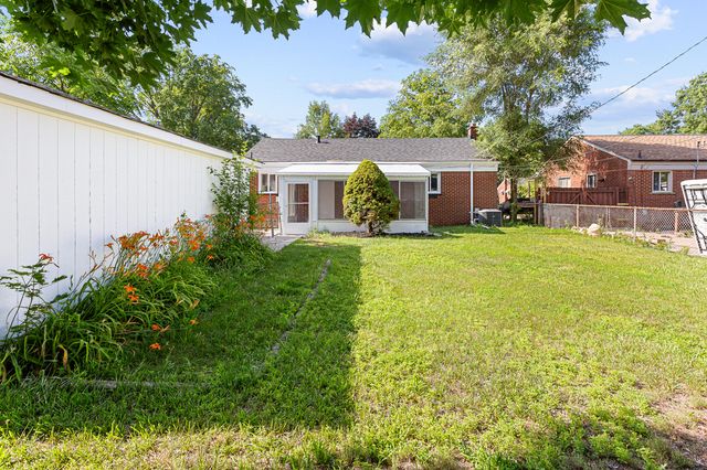 28852 Westfield Street, Livonia City, MI 48150