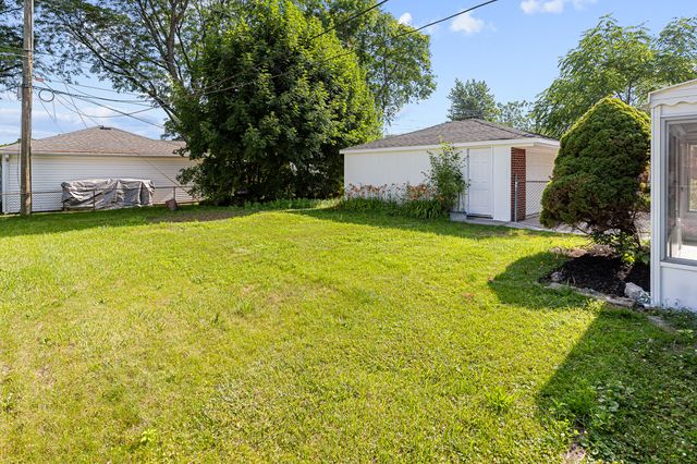28852 Westfield Street, Livonia City, MI 48150