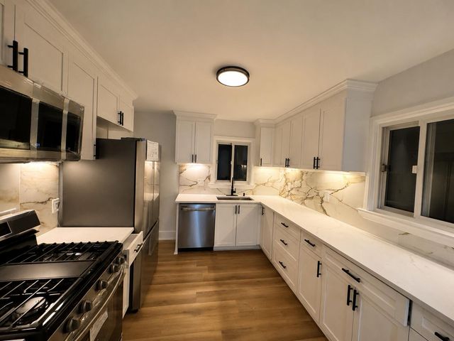 28852 Westfield Street, Livonia City, MI 48150