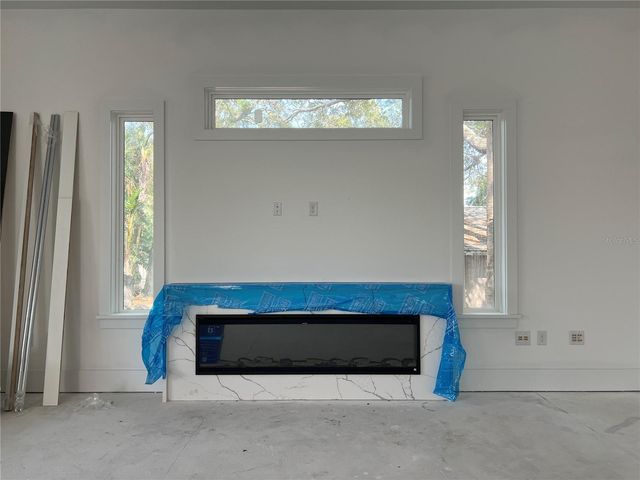 4633 W KENSINGTON AVENUE, Tampa, FL 33629