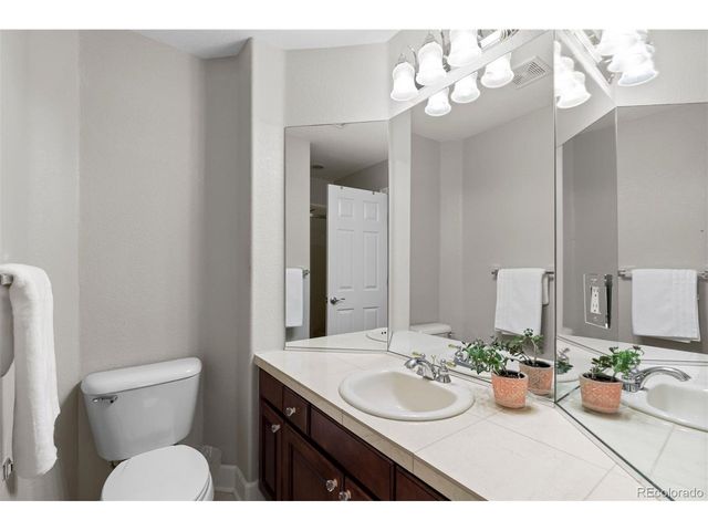 9636 Aspen Hill Cir, Lone Tree, CO 80124