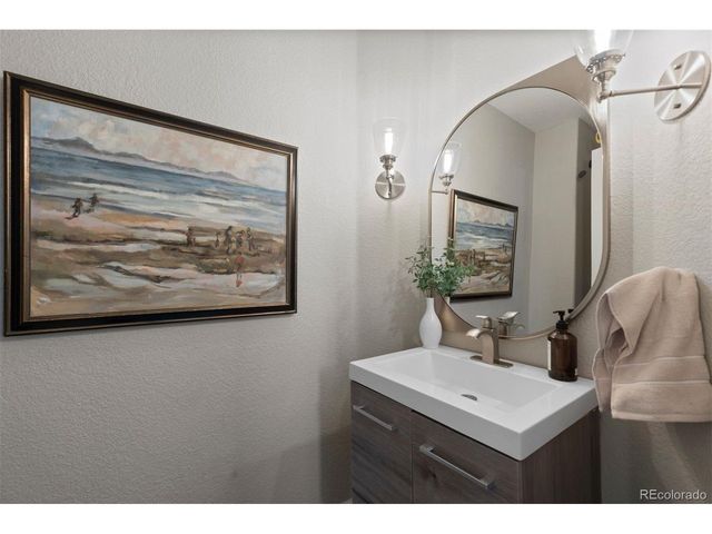 9636 Aspen Hill Cir, Lone Tree, CO 80124