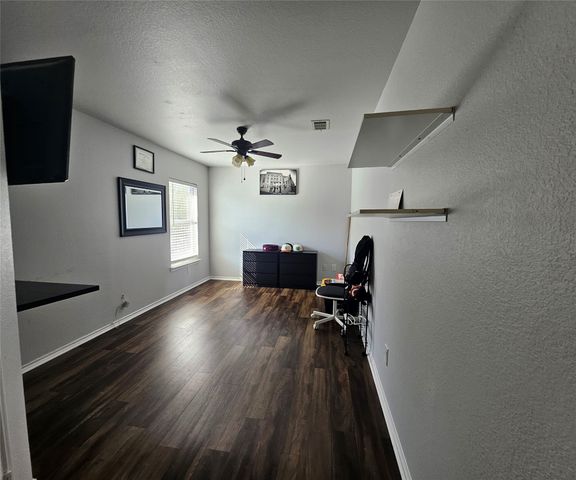 2549 Spring Creek Drive, Balch Springs, TX 75180