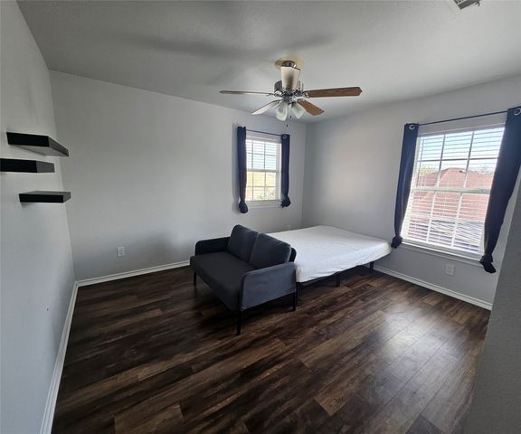 2549 Spring Creek Drive, Balch Springs, TX 75180