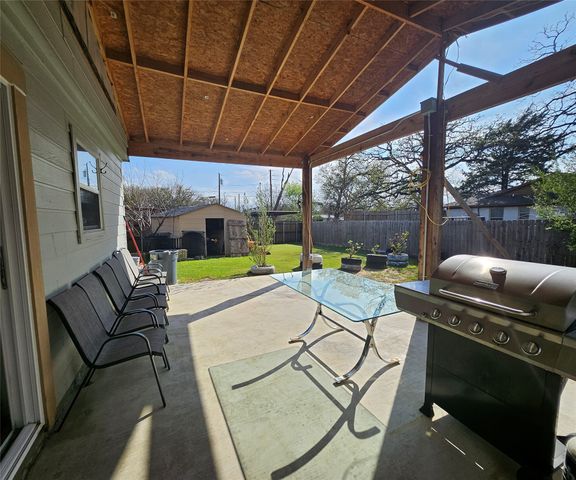 2549 Spring Creek Drive, Balch Springs, TX 75180