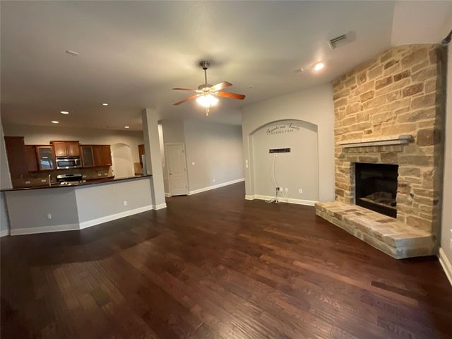 3928 Crest LN, Round Rock, TX 78681