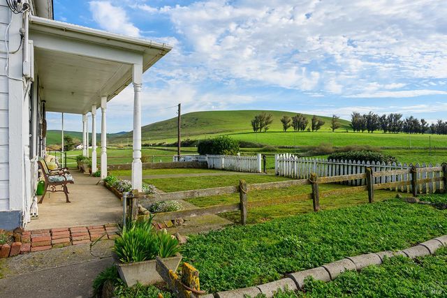 14550 Valley Ford Estero Rd, Valley Ford, CA 94972