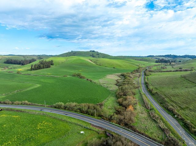 14550 Valley Ford Estero Rd, Valley Ford, CA 94972