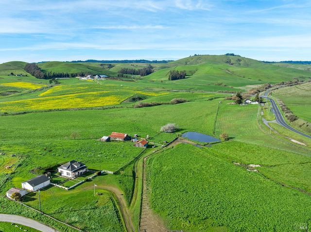 14550 Valley Ford Estero Rd, Valley Ford, CA 94972