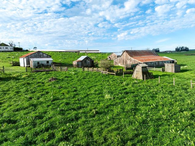 14550 Valley Ford Estero Rd, Valley Ford, CA 94972