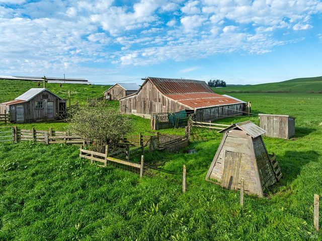 14550 Valley Ford Estero Rd, Valley Ford, CA 94972