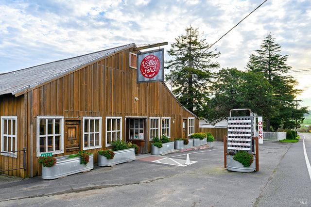 14550 Valley Ford Estero Rd, Valley Ford, CA 94972