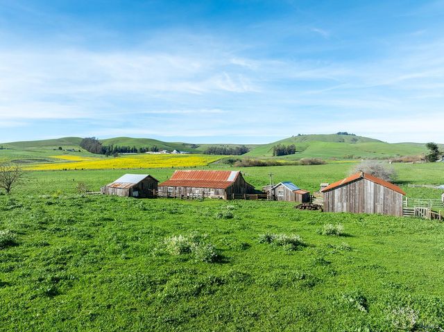 14550 Valley Ford Estero Rd, Valley Ford, CA 94972