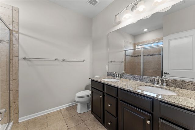 410 Fairmont Dr, Marshall, PA 15090