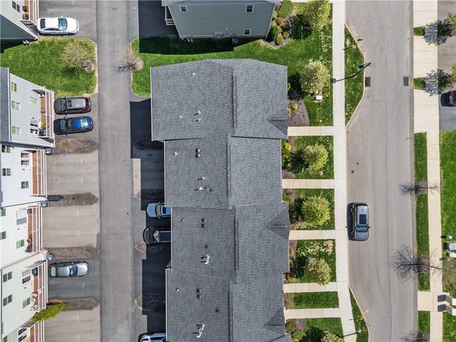 410 Fairmont Dr, Marshall, PA 15090