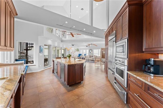 1730 Jewel Box DR, Sanibel, FL 33957