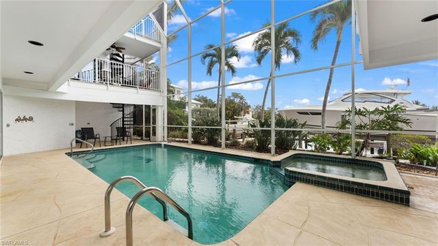 1730 Jewel Box DR, Sanibel, FL 33957