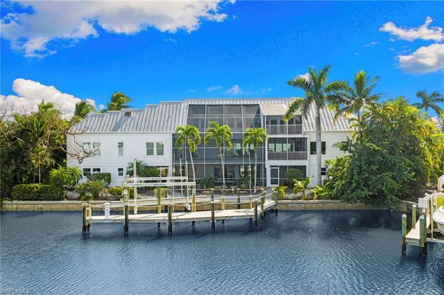 1730 Jewel Box DR, Sanibel, FL 33957
