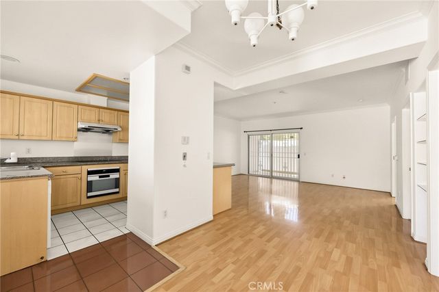 121 N Mcpherrin Avenue 105, Monterey Park, CA 91754