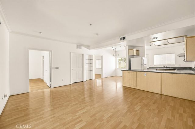 121 N Mcpherrin Avenue 105, Monterey Park, CA 91754