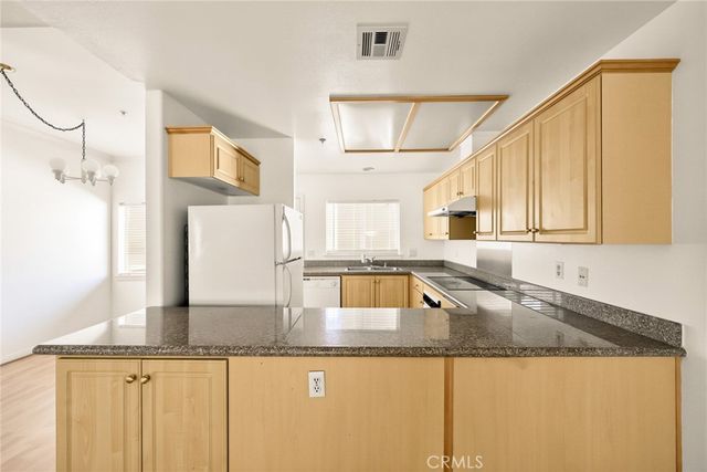 121 N Mcpherrin Avenue 105, Monterey Park, CA 91754