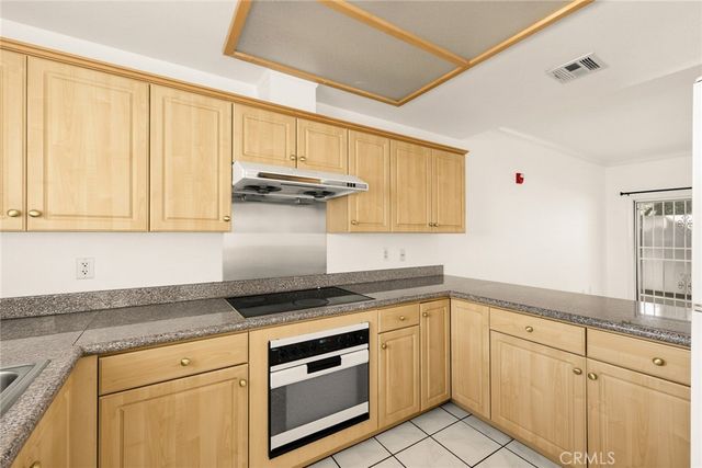 121 N Mcpherrin Avenue 105, Monterey Park, CA 91754
