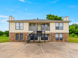 143 Allencrest Drive, White Settlement, TX 76108