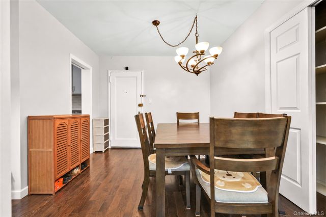 26-25 Union Street 1C, Flushing, NY 11354