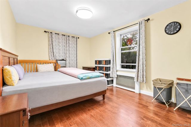 26-25 Union Street 1C, Flushing, NY 11354