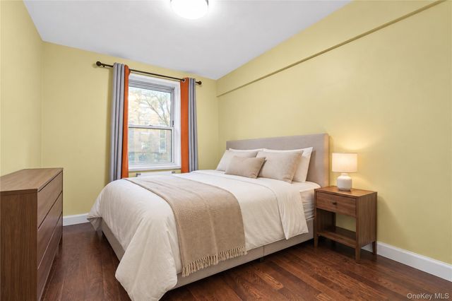 26-25 Union Street 1C, Flushing, NY 11354