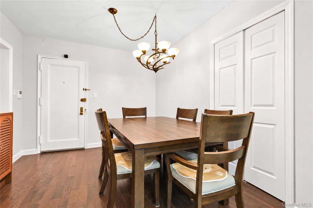 26-25 Union Street 1C, Flushing, NY 11354 — photo 4