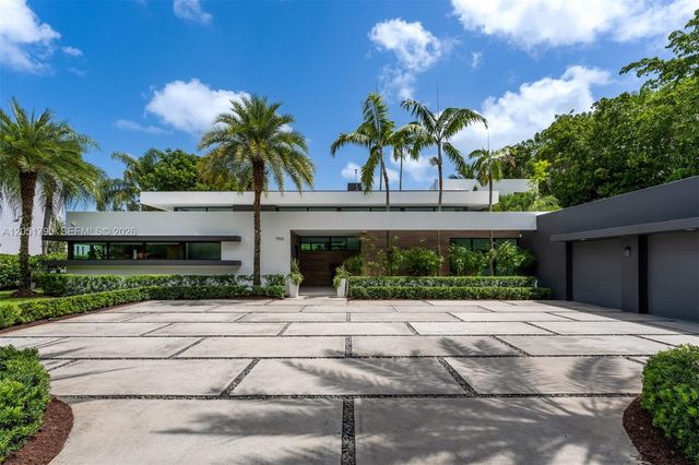 7502 SW 102nd Street, Pinecrest, FL 33156
