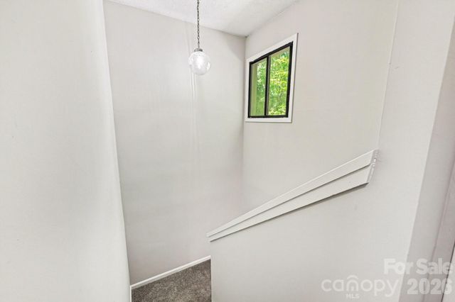 7900 Horse Chestnut Lane, Charlotte, NC 28277