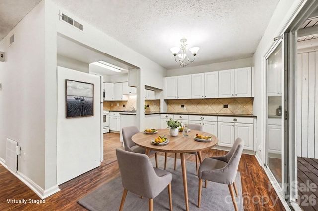 7900 Horse Chestnut Lane, Charlotte, NC 28277