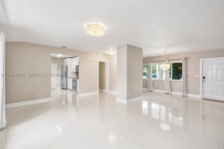 1146 NE 17th Ter, Fort Lauderdale, FL 33304