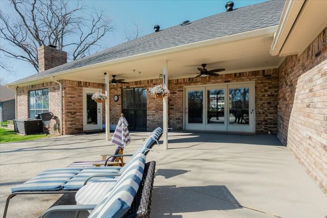 6105 Bontura Court, Granbury, TX 76049