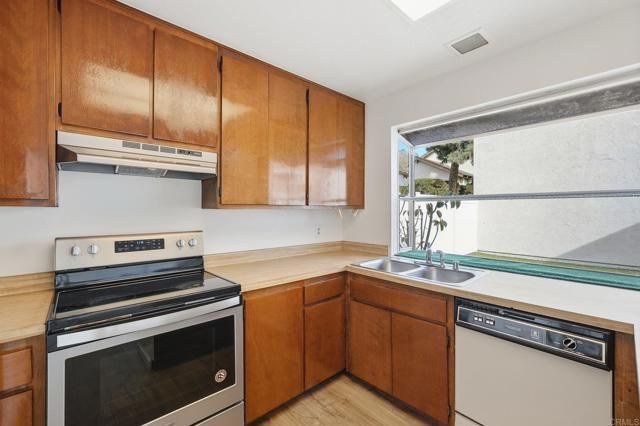 6881 Parkside Avenue, San Diego, CA 92139