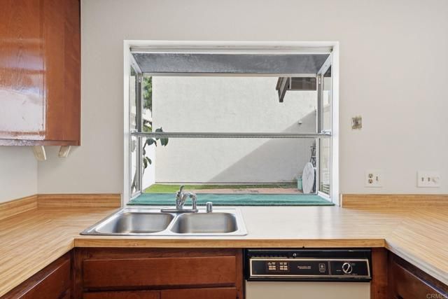 6881 Parkside Avenue, San Diego, CA 92139