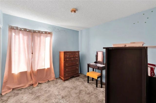 13423 Palm, Hesperia, CA 92344