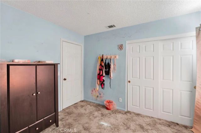 13423 Palm, Hesperia, CA 92344