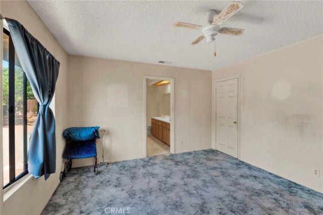 13423 Palm, Hesperia, CA 92344