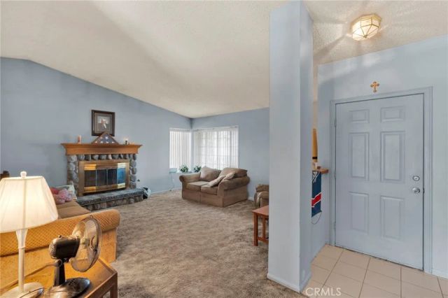 13423 Palm, Hesperia, CA 92344