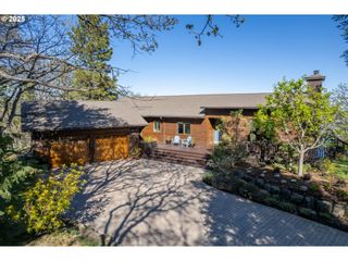 5445 AYRES Way, The Dalles, OR 97058