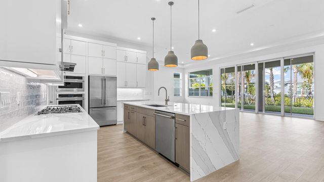 13669 Le Christine Drive, Palm Beach Gardens, FL 33412