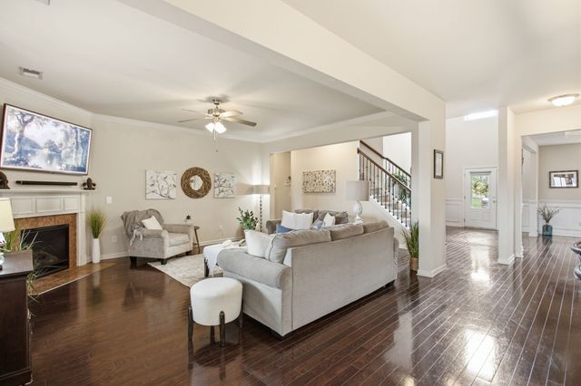 5006 Colton Dr, Spring Hill, TN 37174