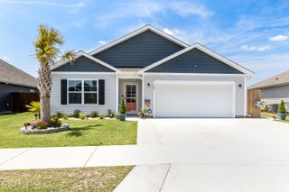 303 Cleat Drive, Surf City, NC 28445