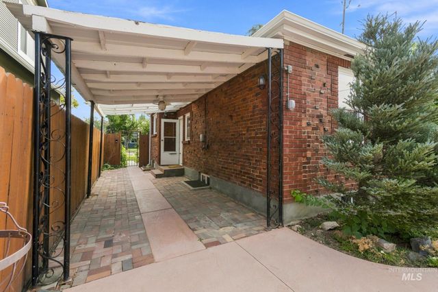 2306 W Madison Ave, Boise, ID 83702