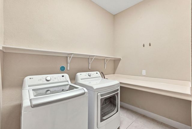 17447 Vino Vines Lane, Conroe, TX 77302