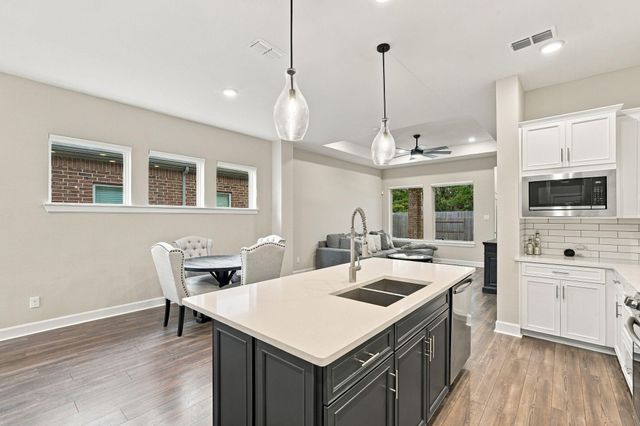17447 Vino Vines Lane, Conroe, TX 77302